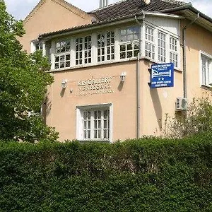 Kis Gellert 2*, Budapest Magyarország